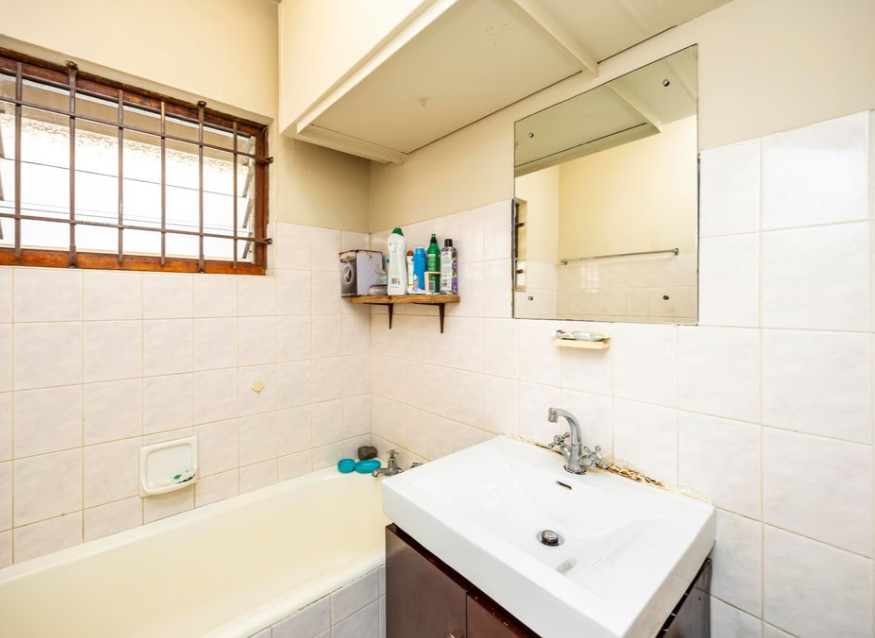 2 Bedroom Property for Sale in Baysville Eastern Cape